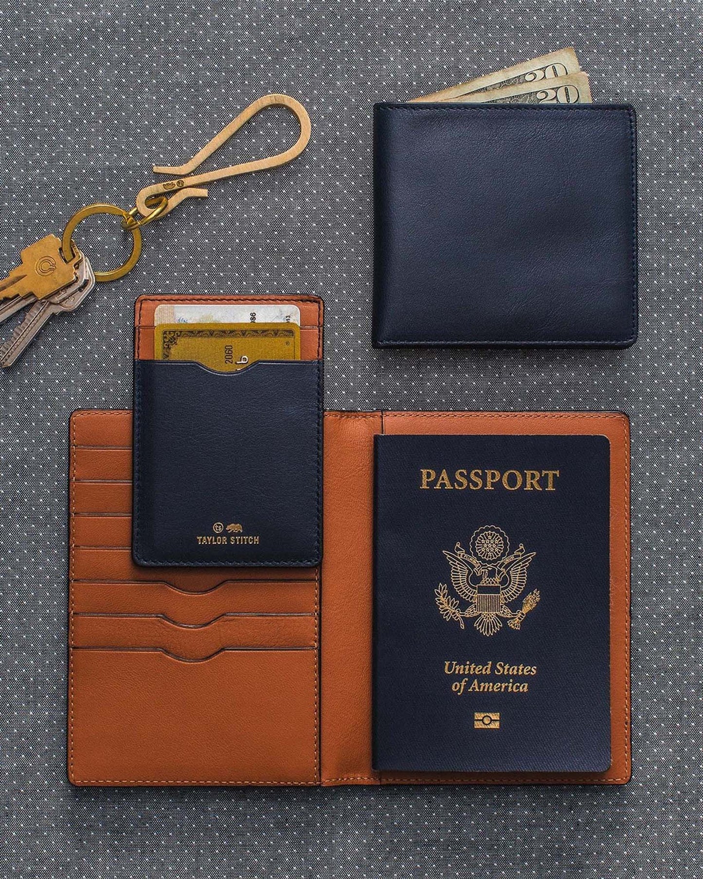 The Minimalist Billfold Wallet in Navy