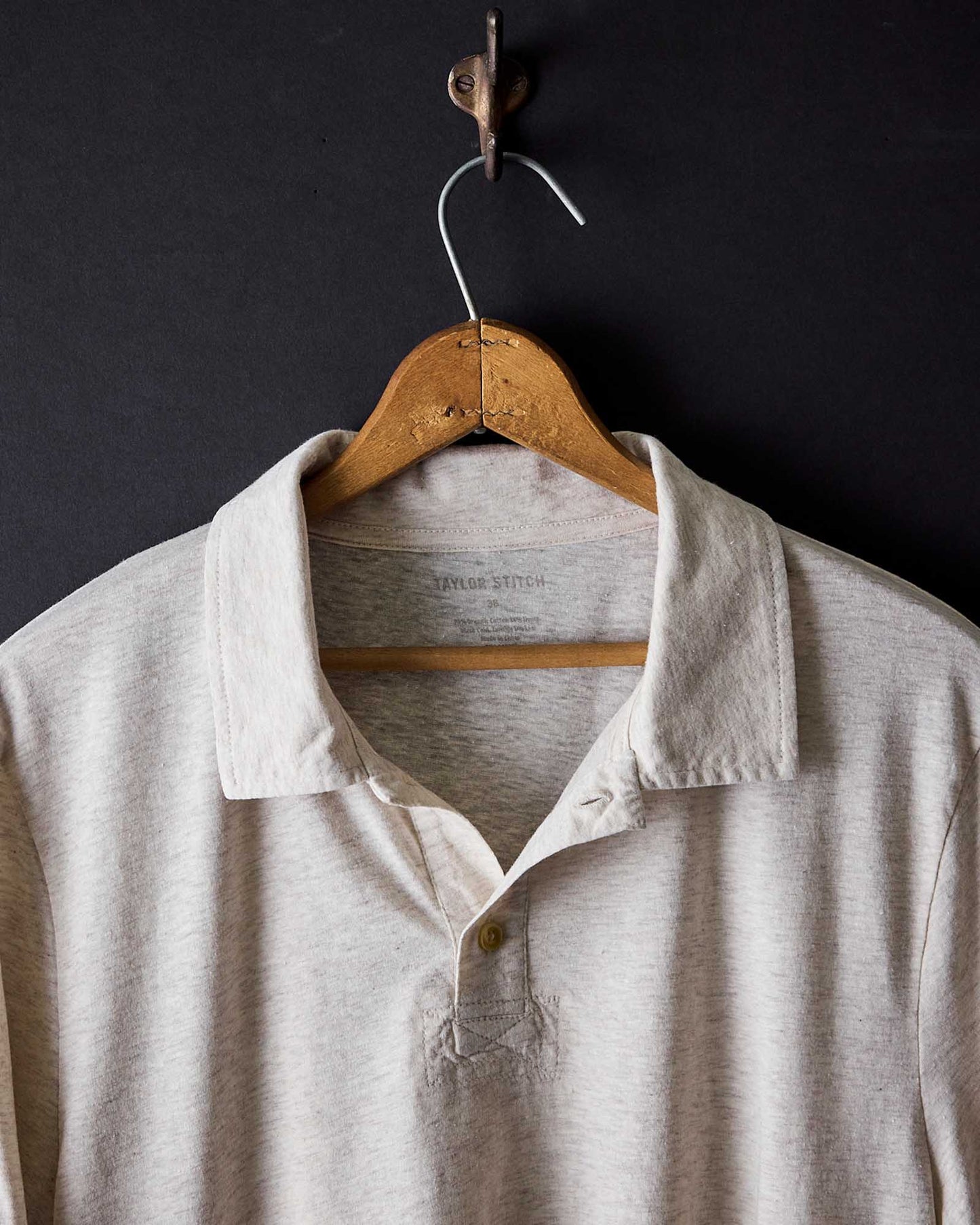 The Cotton Hemp Polo in Heather Oat