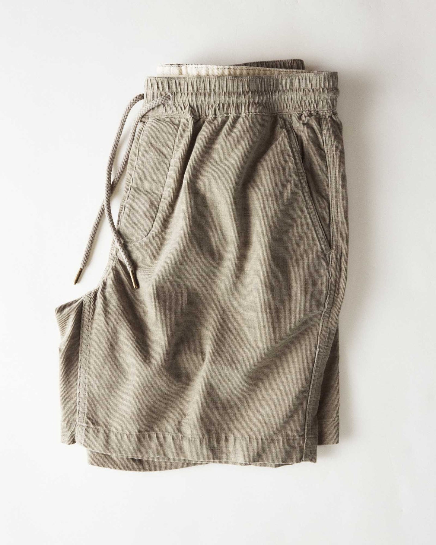 The Apres Short in Heather Moss Pincord