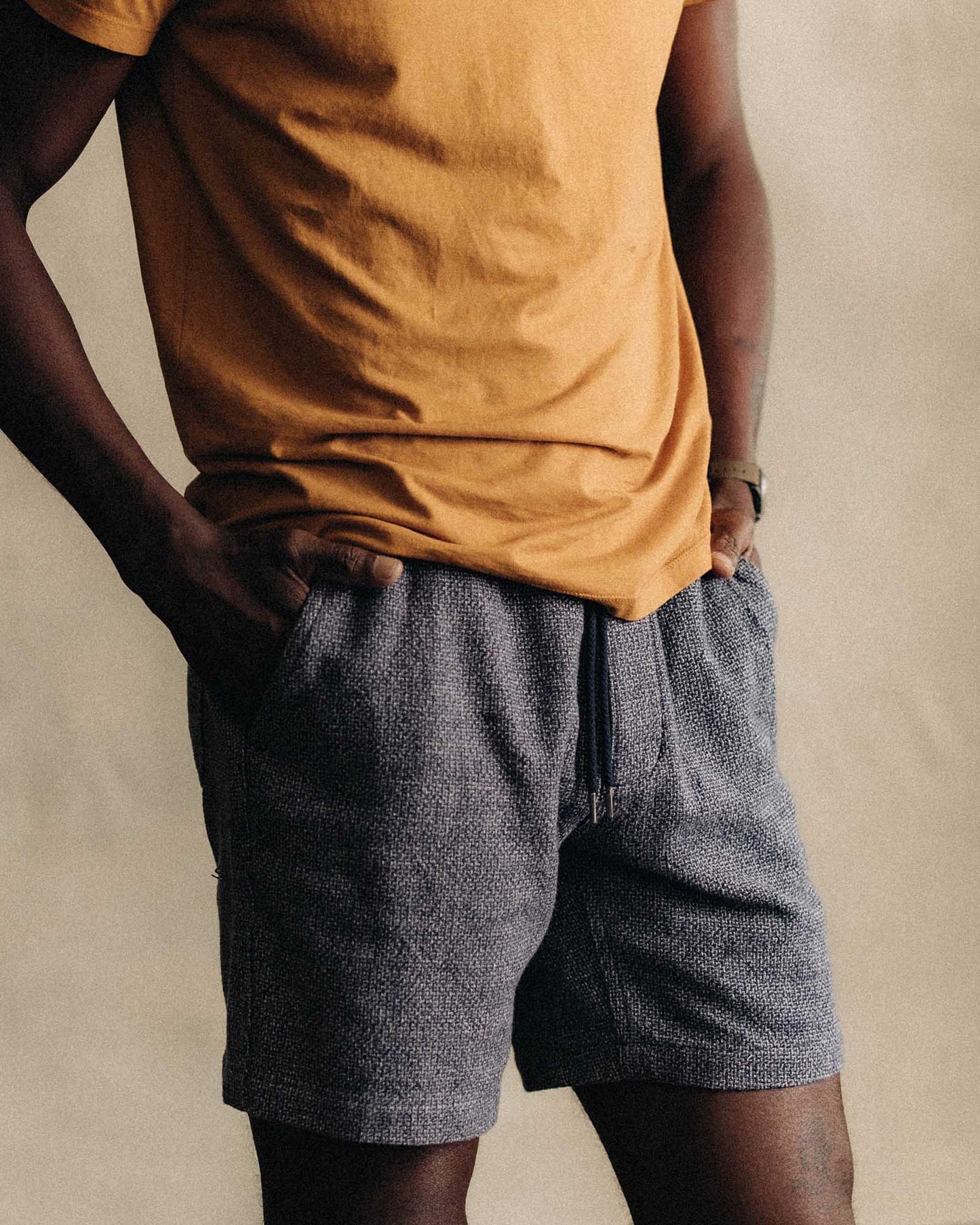 The Apres Short in Navy Linen Tweed