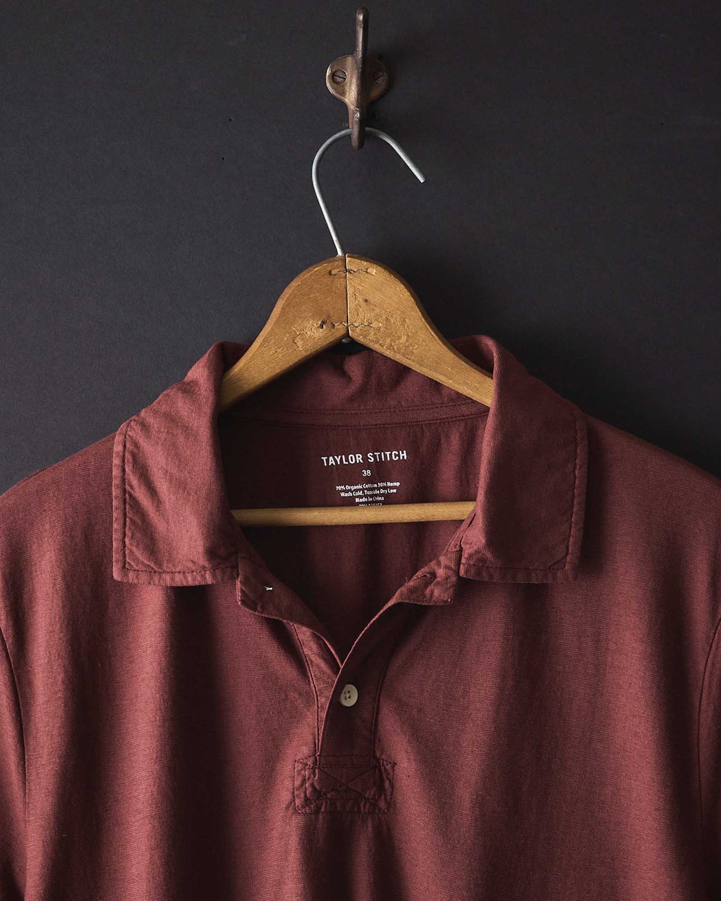 The Cotton Hemp Polo in Black Cherry