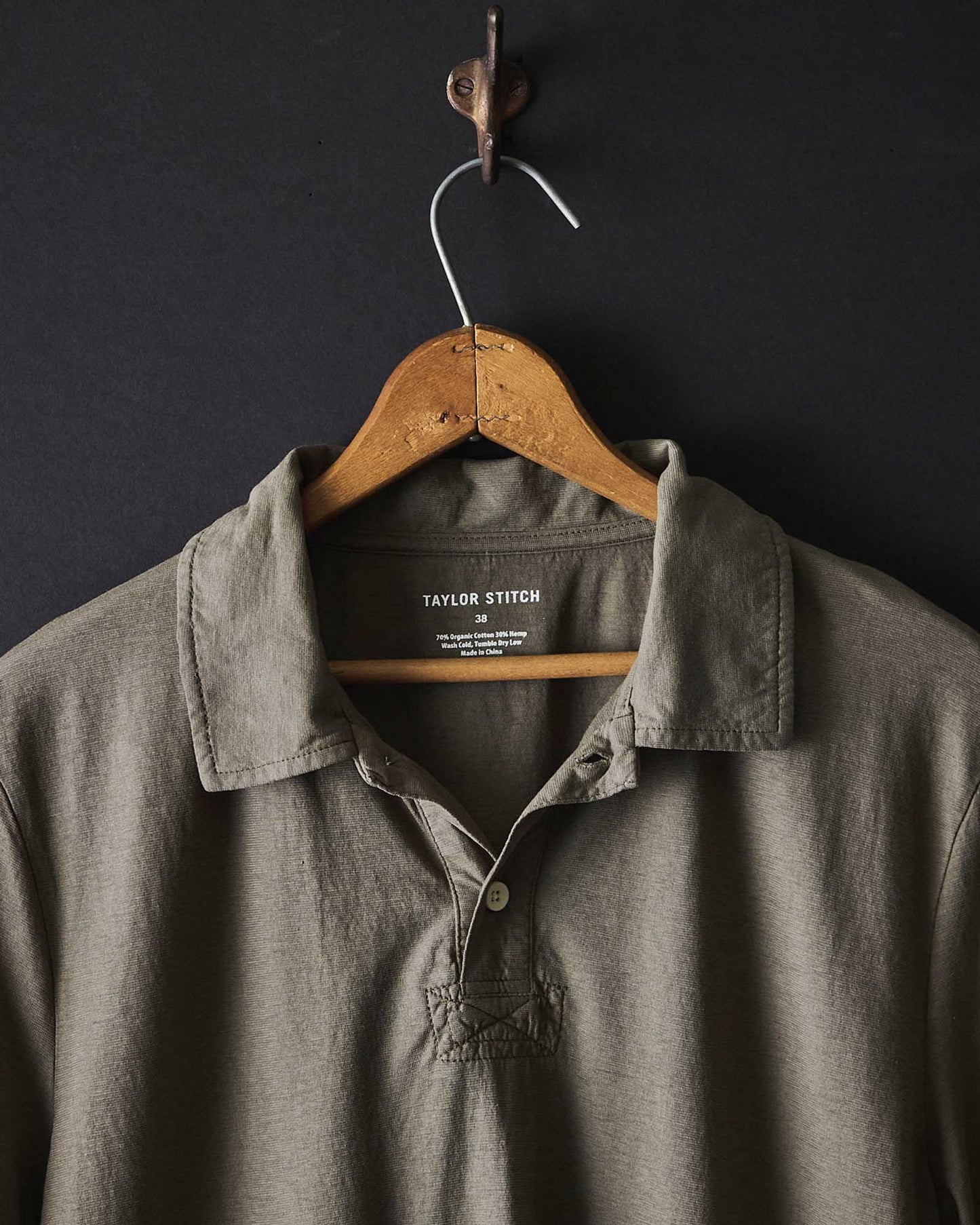 The Cotton Hemp Polo in Olive