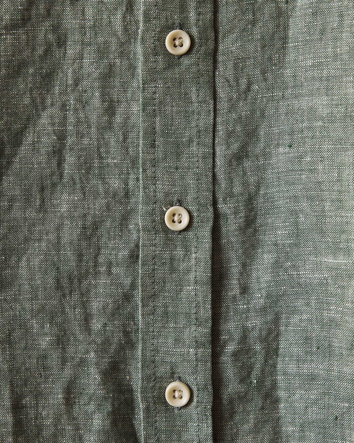 The Short Sleeve California in Cilantro Hemp
