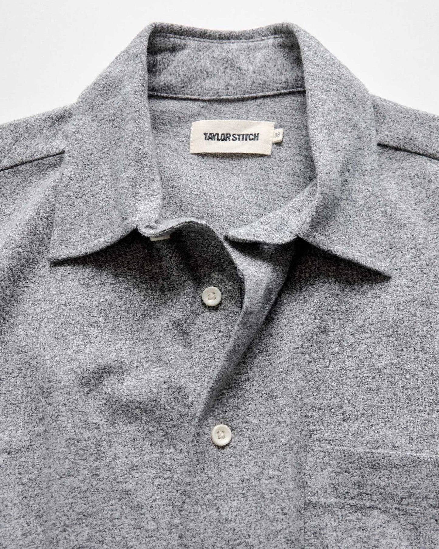 The Short Sleeve California in Pepper Twist