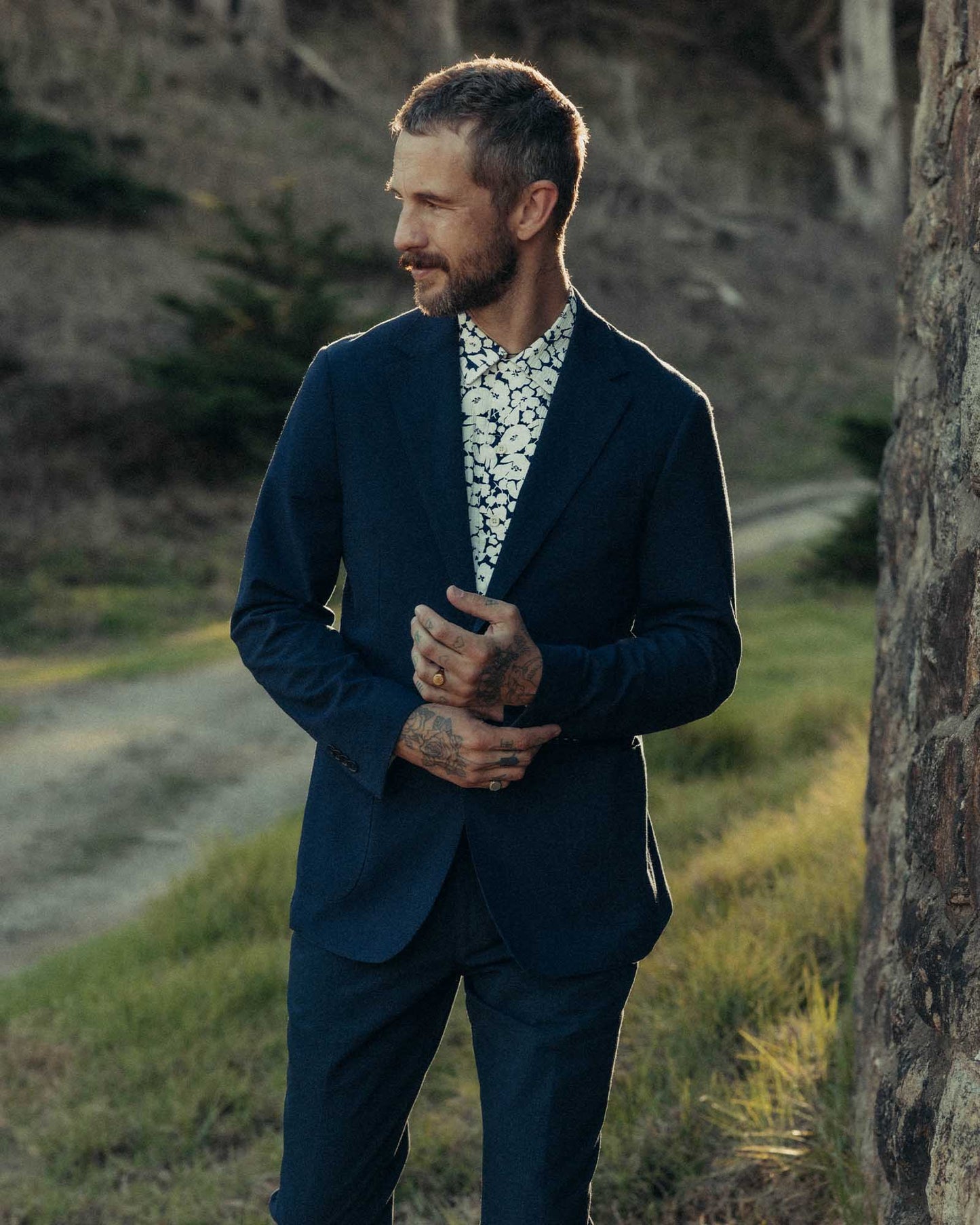 The Stevens Sportcoat in Navy Linen Seersucker