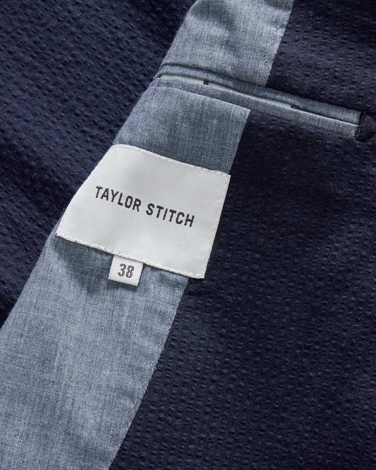 The Stevens Sportcoat in Navy Linen Seersucker