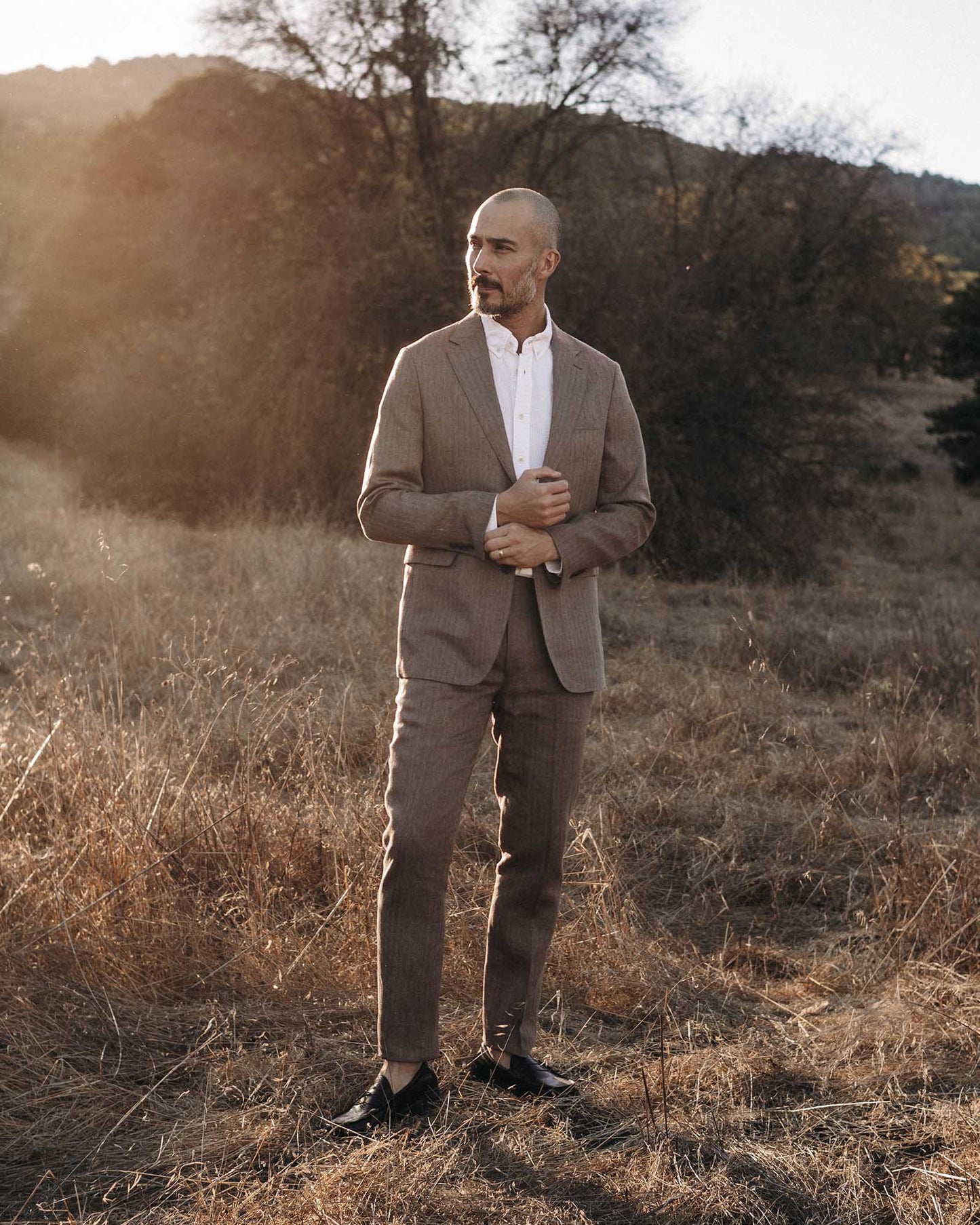 The Stevens Trouser in Coffee Linen Herringbone