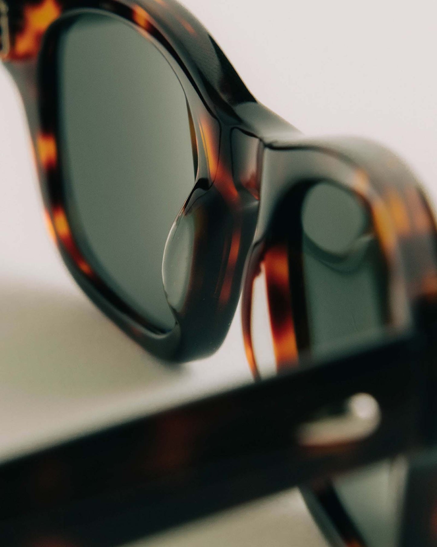 The Sergio in Demi Amber