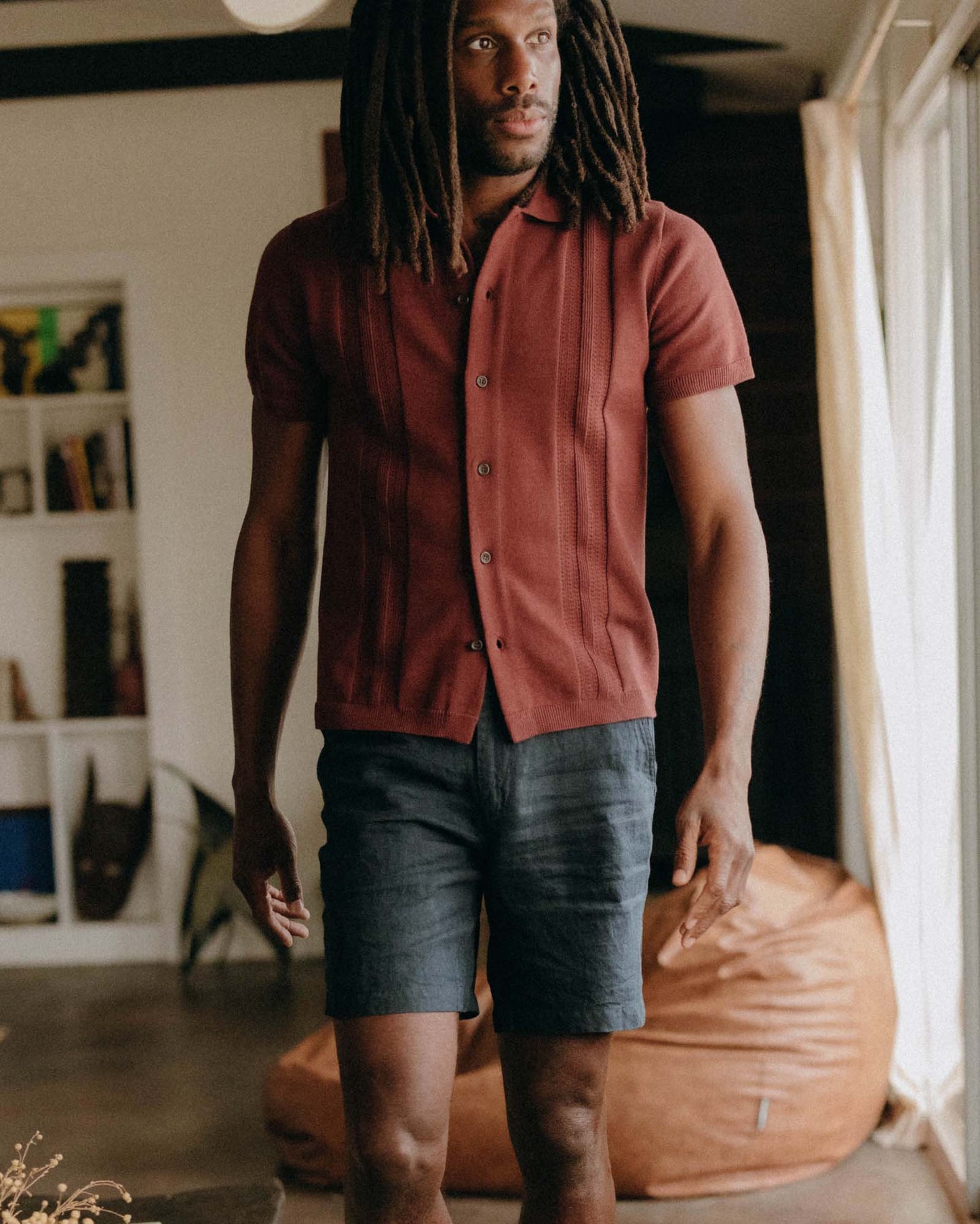 The Easy Short in Navy Linen