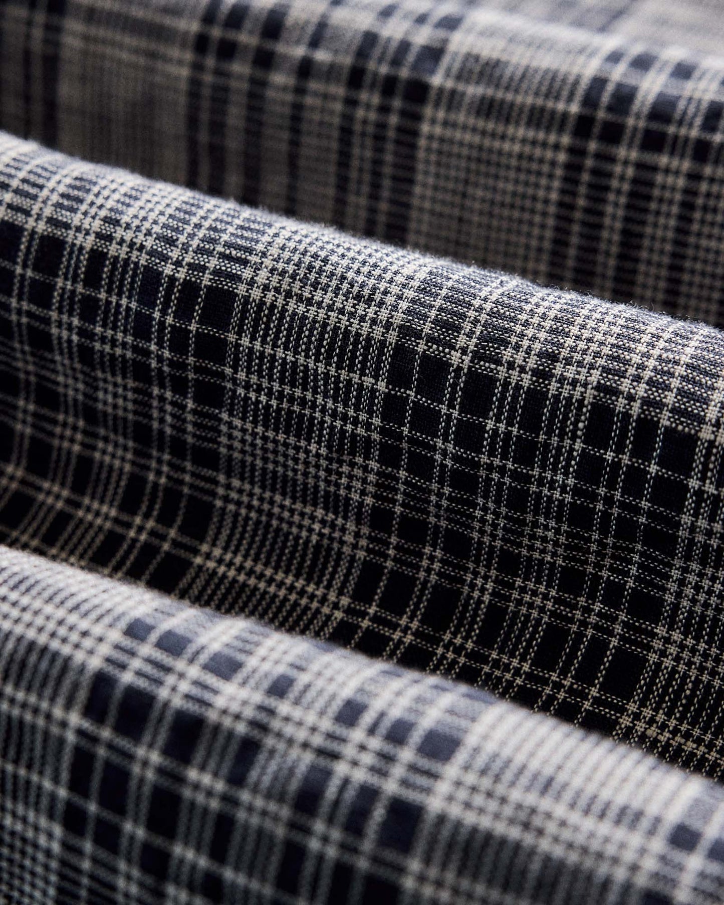 The Jack in Navy Plaid Linen
