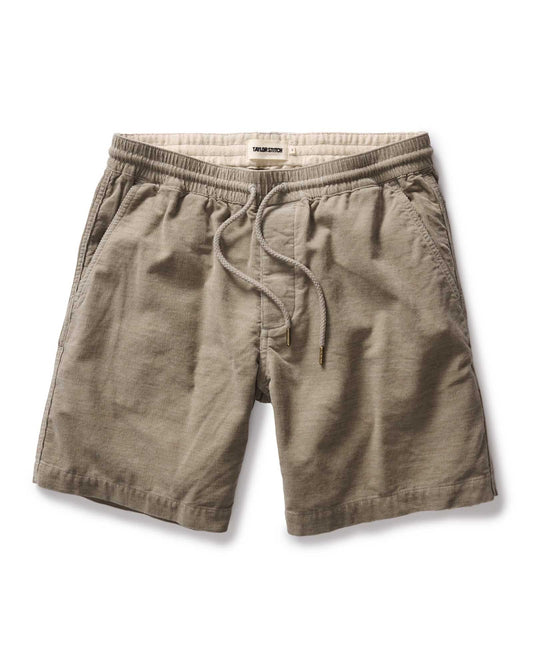 The Apres Short in Heather Moss Pincord