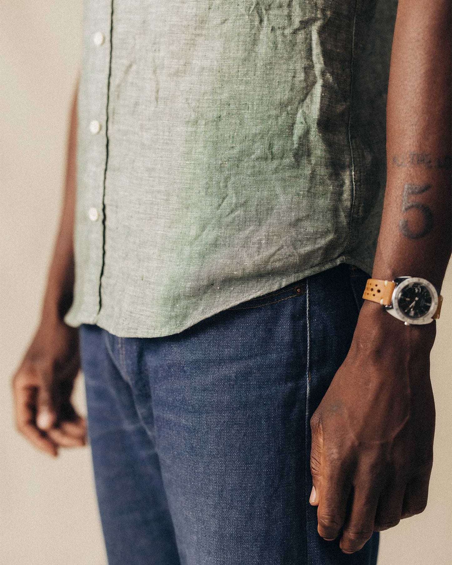 The Short Sleeve California in Cilantro Hemp